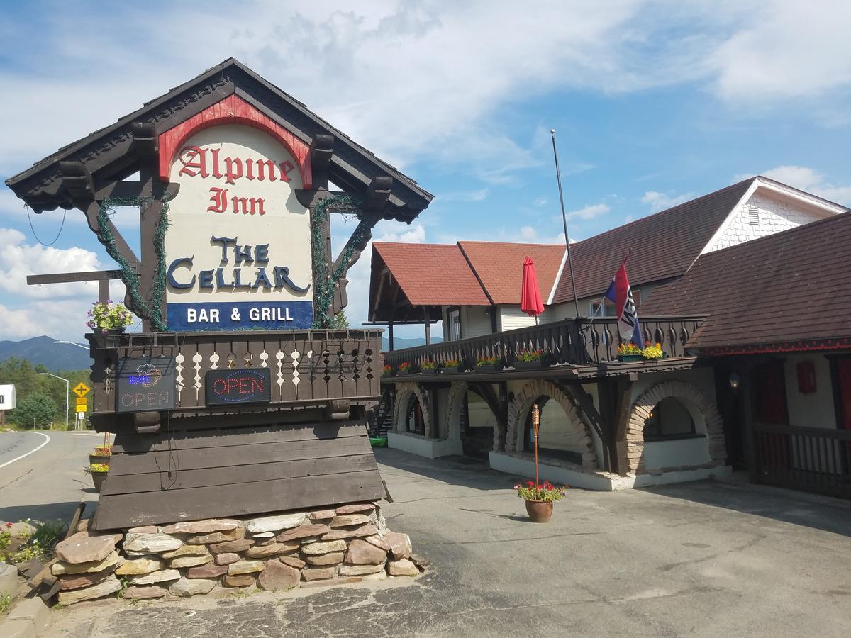 Alpine Inn Лейк Плесид Екстериор снимка